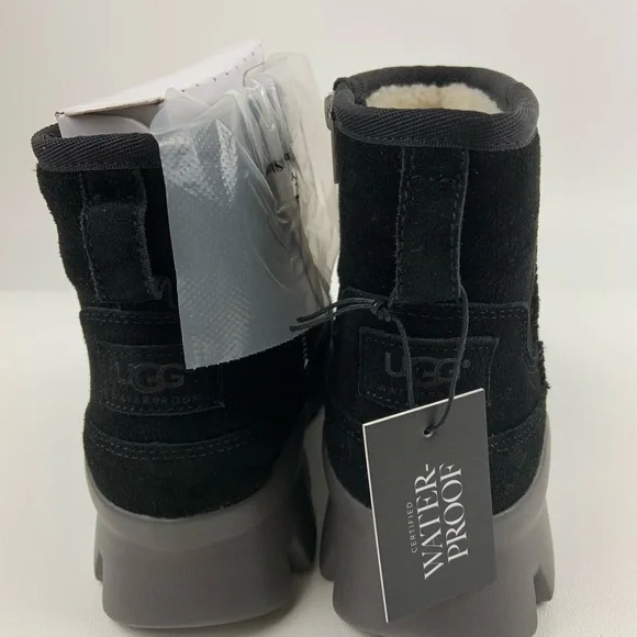 UGG Palomar Black Waterproof Suede Snow Ankle Boots size 8.5 - Picture 4 of 9